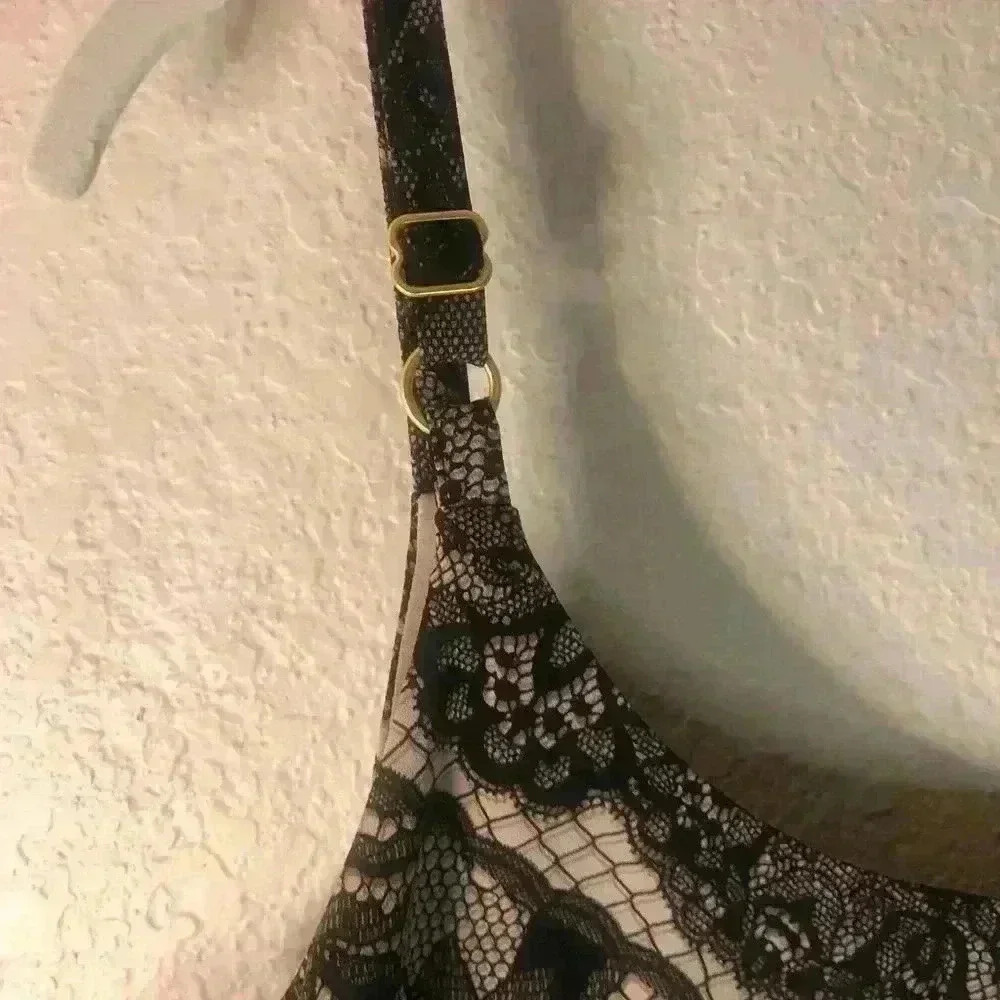 Cabi Faux Lace Print Adjustable strap cami tank sz XS - Picture 6 of 6